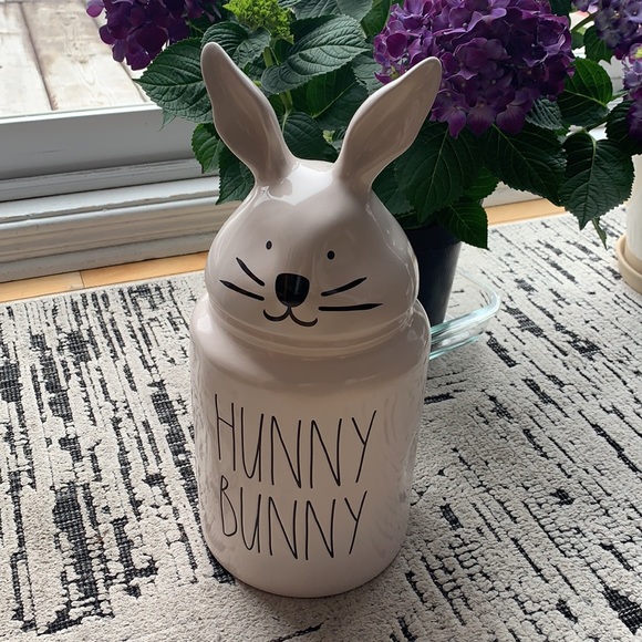 🌸Rae Dunn Big Hunny Bunny 🌸 - Picture 2 of 4